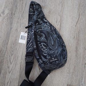 Vera Bradley lighten up essentials compact sling (crossbody)